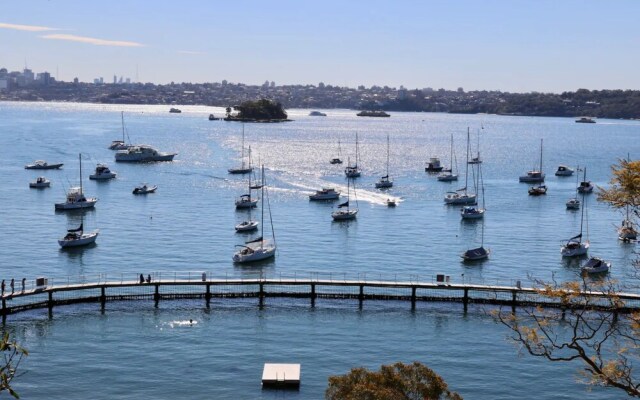 Luxury Double Bay Flat by Harbour Pool