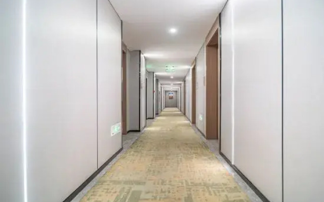 Shenqiu Vienna 3 Hotel