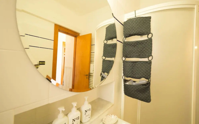 La Lampara Sea View Terrace Apartment With AC