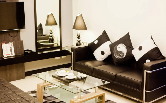 Y2 Residence Hotel