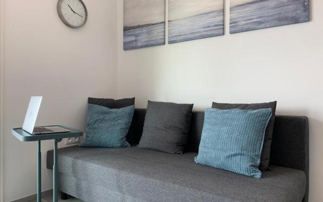 2 Pièces - Europe - Confort