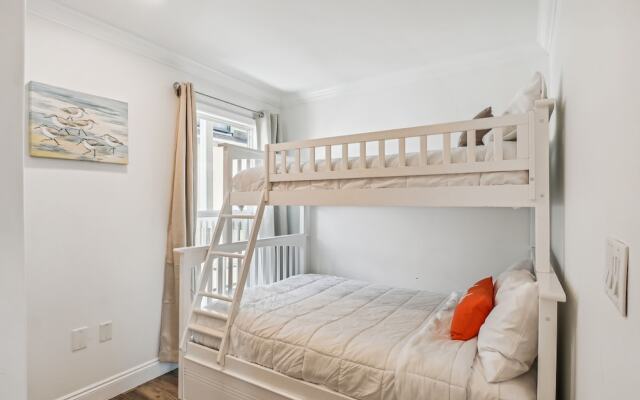 Sandpiper Cove 1129 2 Bedroom Condo by RedAwning