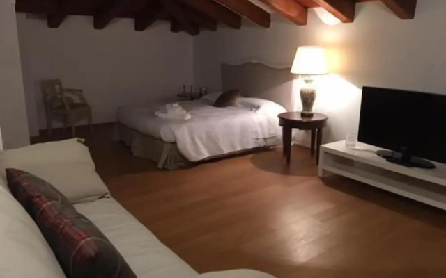 Barbacan Boutique Hotel