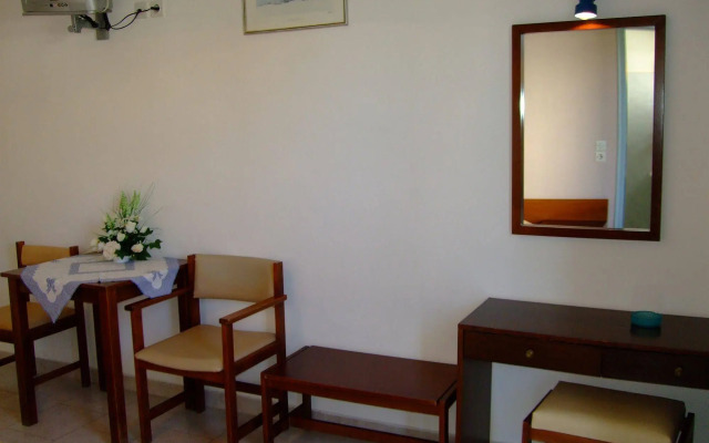 Antonios Hotel