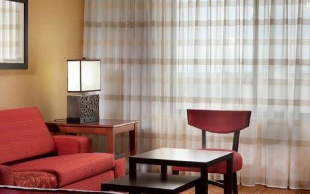 Courtyard Marriott Denton