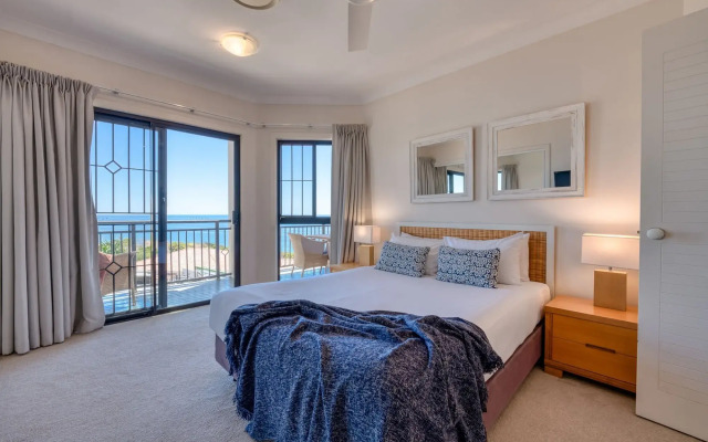 The Point Coolum Beach
