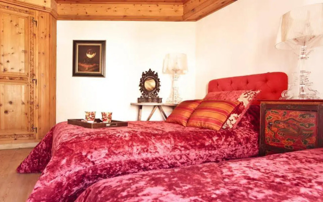 Top of the World Apartment