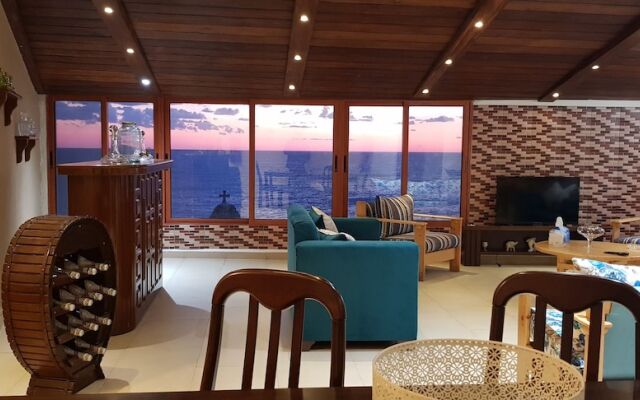 Apartment near Lady of the Sea & Phoenician Wall