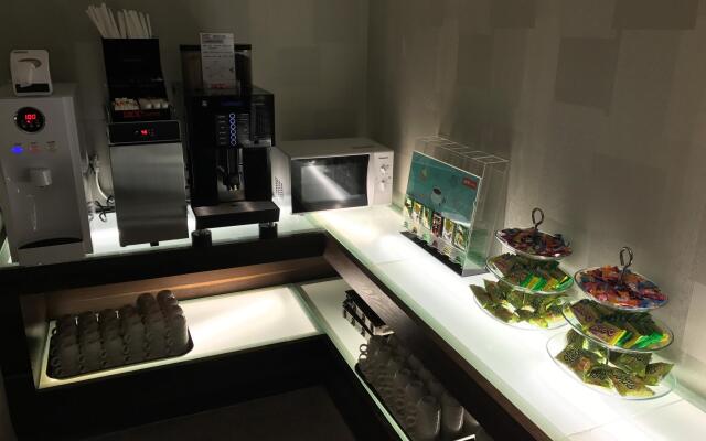 Airline lnn Green Park Way