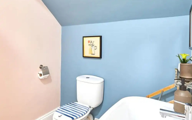 Host Stay North Parade Apartment