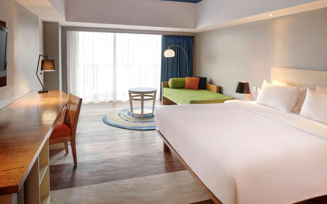 Mercure Convention Center Ancol – Guest Rooms – Jakarta