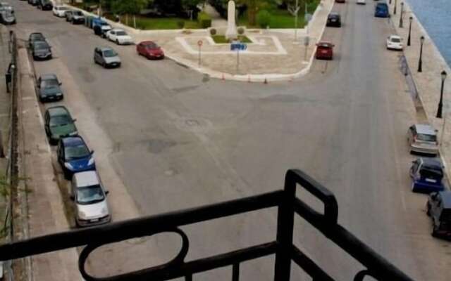 Aktaion City Hotel