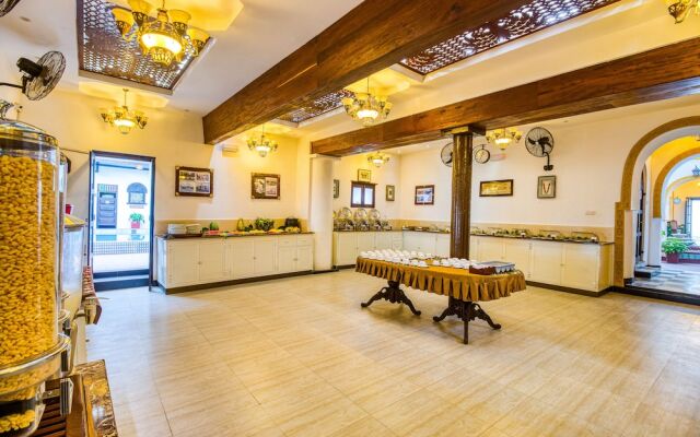 Tembo House Hotel