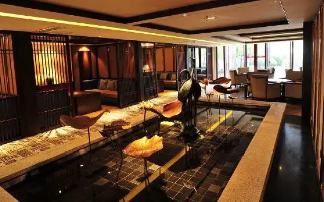 Sunlit Hotel