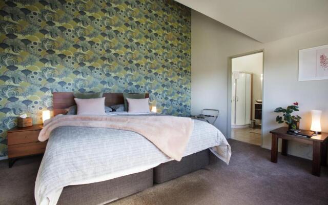 Manuka Lodge B&B