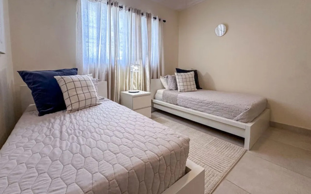 Cozy Apartment Close to the Beach