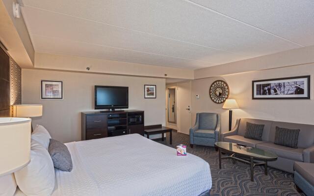Crowne Plaza Suites MSP Airport - Mall of America by IHG