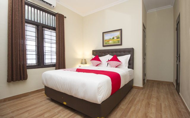 OYO 572 Omah Gedongkuning Syariah Homestay
