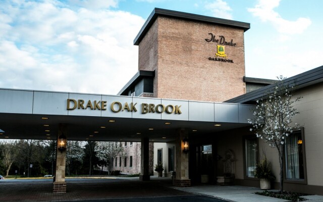 The Drake Oak Brook, Autograph Hotels