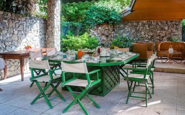 Villa Liberty Albisola 6 2 Emma Villas