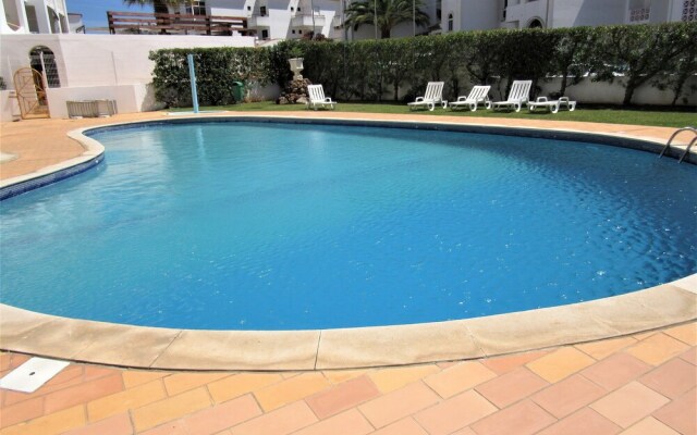Albufeira 2 Rooms Central Large Apart, Pool, Wifi