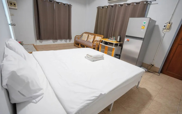 Mitr Inn Hua Hin Beach