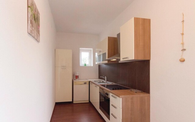 Amazing Home in Barbat With Wifi and 7 Bedrooms