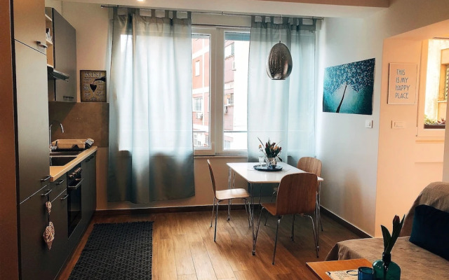 Brand New Suite next to Palace & Beach
