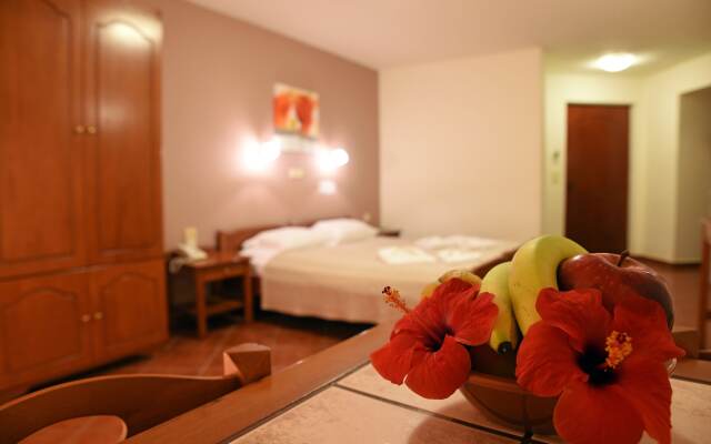 Iolkos Hotel Apartments