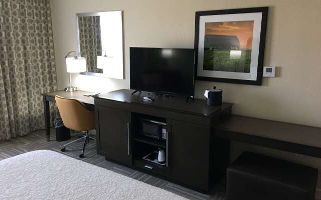 Hampton Inn McPherson