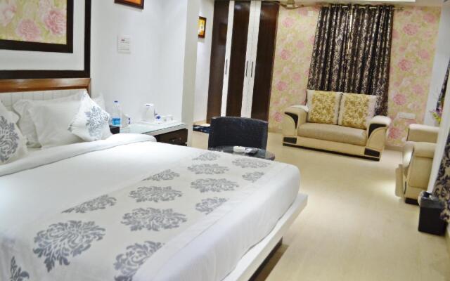 Hotel FrontLine Residency Patna