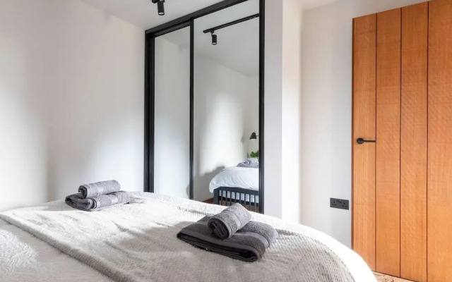 Modern 2-bed Cabin Near West Wittering Beach