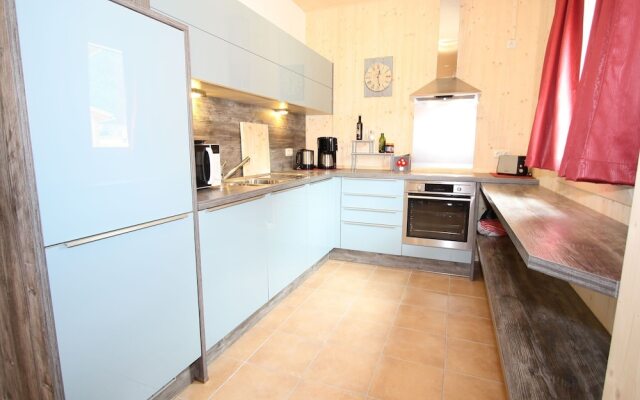 Wooden Chalet in Hohentauern with Sauna near Ski Area