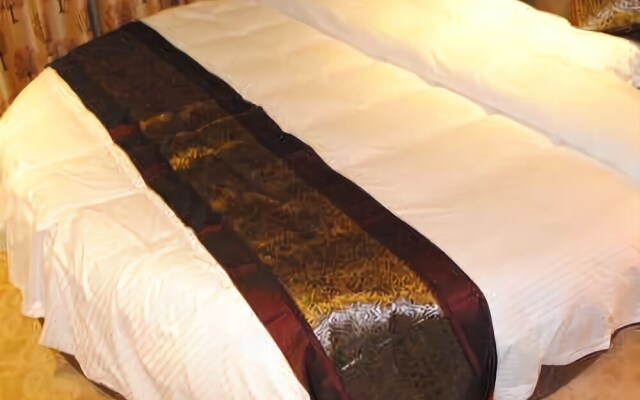 Fengxiang Shanzhuang Hotel