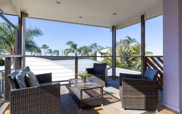 River Views on Renown