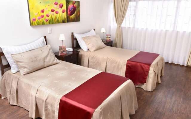 CM House - Hotel Moreno