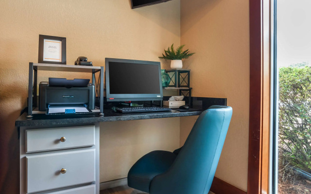 Comfort Inn & Suites Crestview