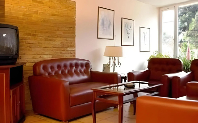 Alexios Inn Hotel