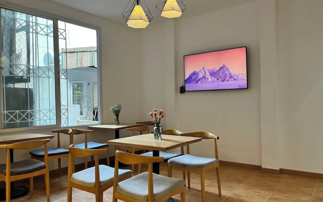 Urban Slumber Hostel