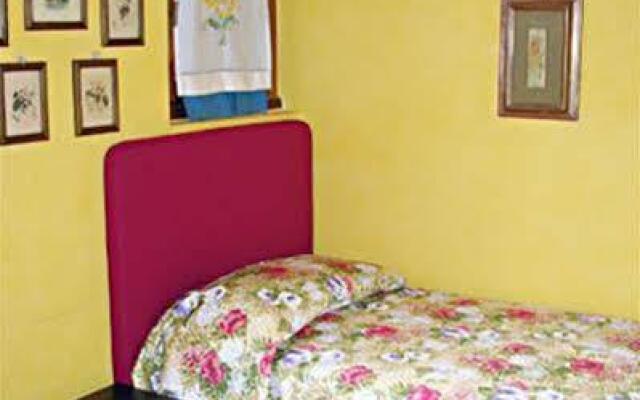 Lambertesca Halldis Apartments