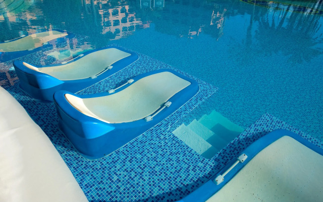 Elba Sara Beach & Golf Resort