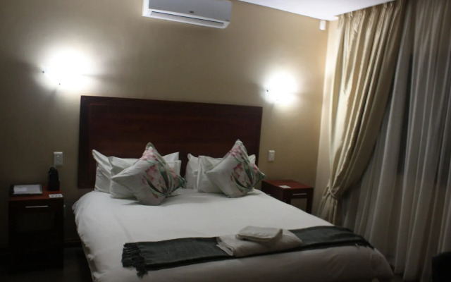 Over The Moon Guesthouse
