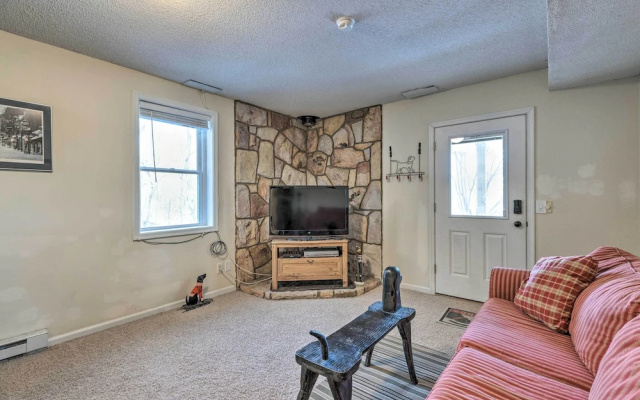Massanutten Retreat w/ Double Deck & Mtn View!