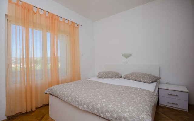 Apartments Marija & Lino