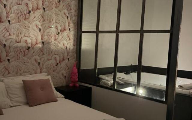 Royalroom2.0-relaxing spa & luxury apartments