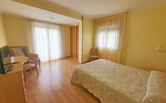 Nuevo Villa Juanita Hotel