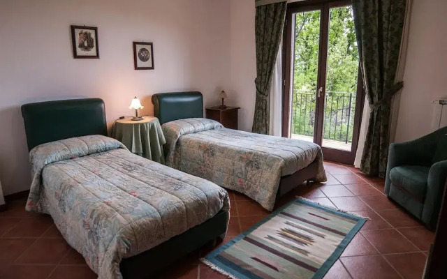 Wonderful Villa With Private Pool in the Heart of Tuscany