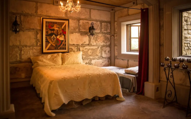 Stone Hearst
