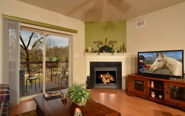 Cedar Lodge 204