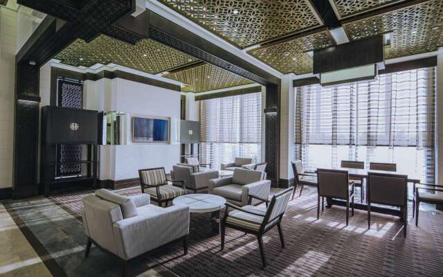 Ayla Bawadi Hotel & Mall